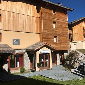 T2 Skis Aux Pieds Les Terrasses De La Bergerie Orcières